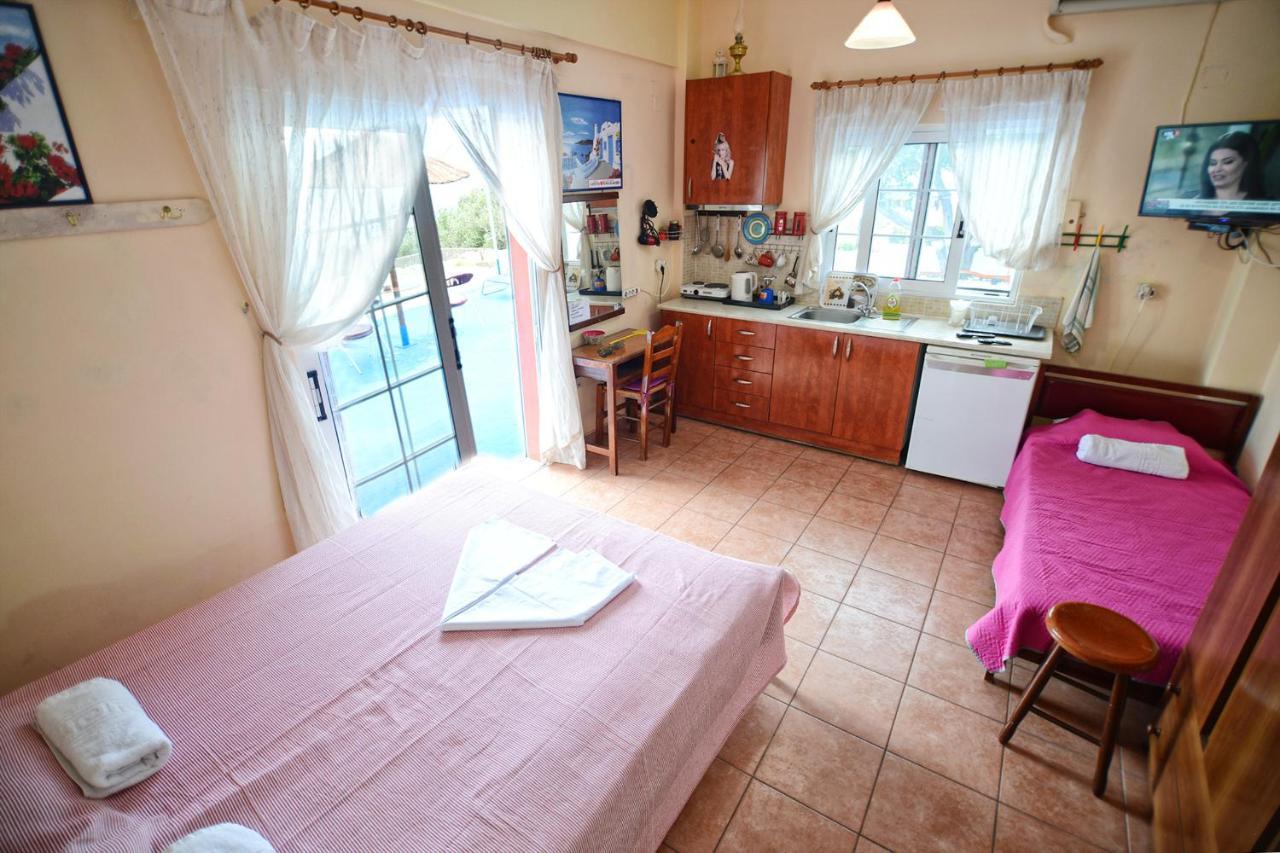 Ikaria Studios Manganitis Екстер'єр фото