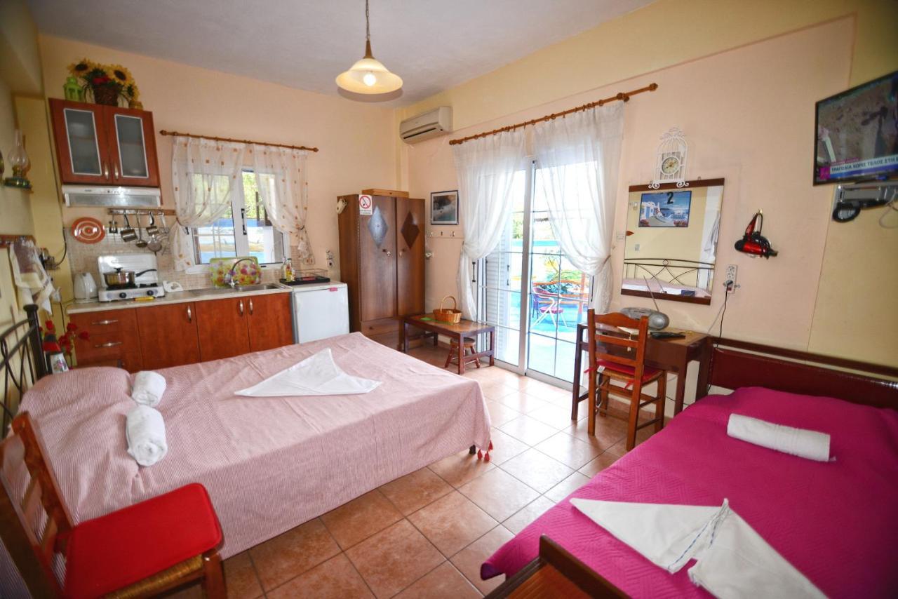 Ikaria Studios Manganitis Екстер'єр фото