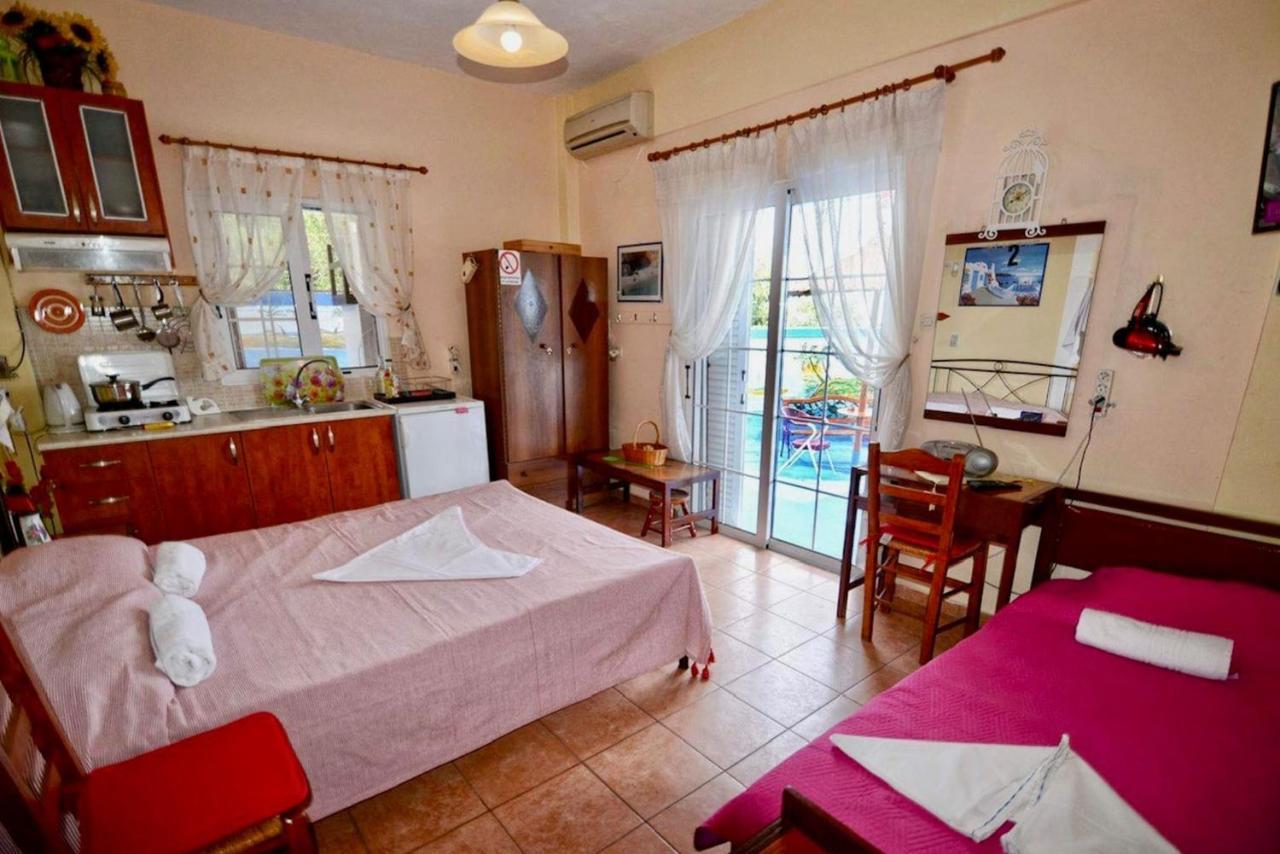 Ikaria Studios Manganitis Екстер'єр фото